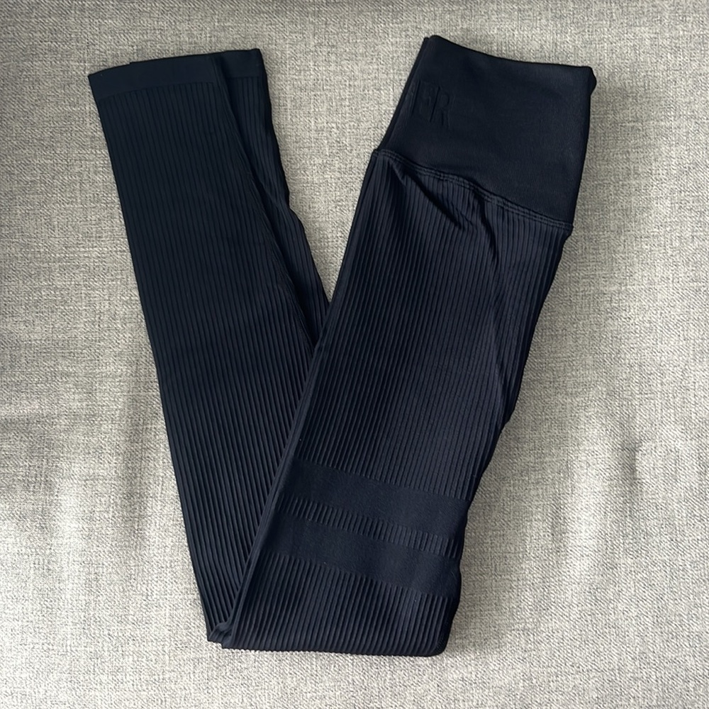 STRONGER Rib Seamless Tights - Picture 4 of 4